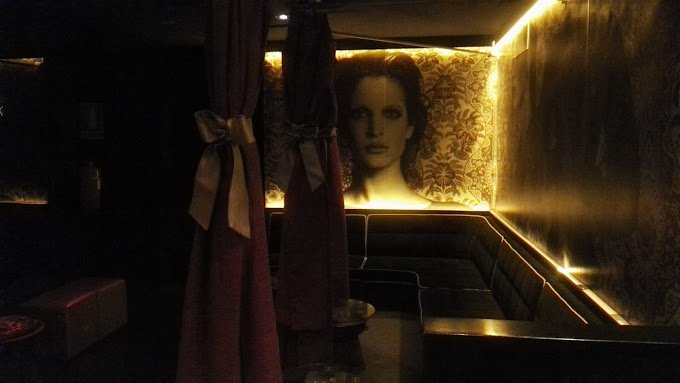 C5CB8F31-FD16-417C-AA8D-20C32BE305B5